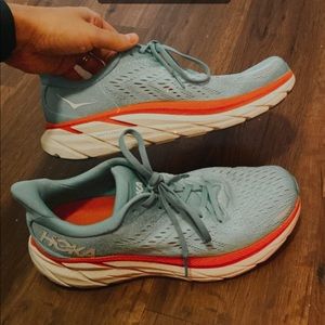 HOKA CLIFTON 8 running shoes